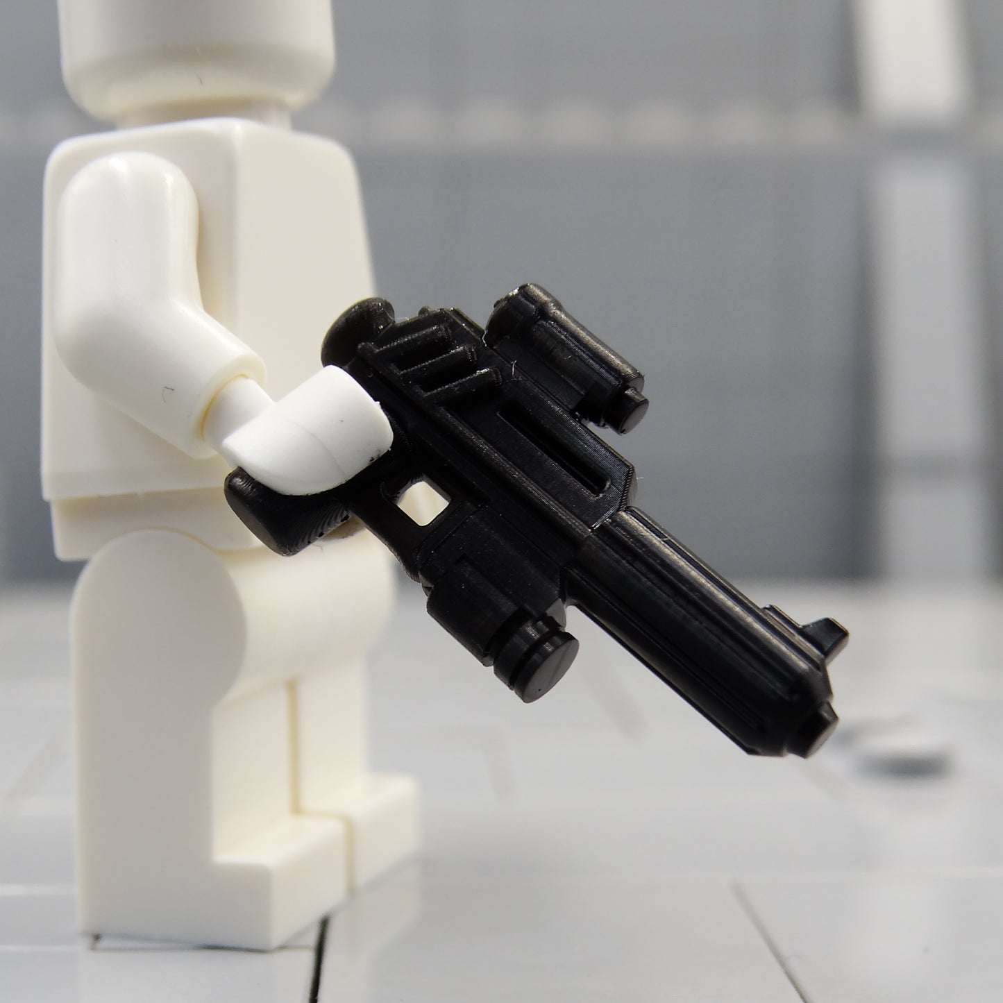 DC-17 scope-flashlight-silencer