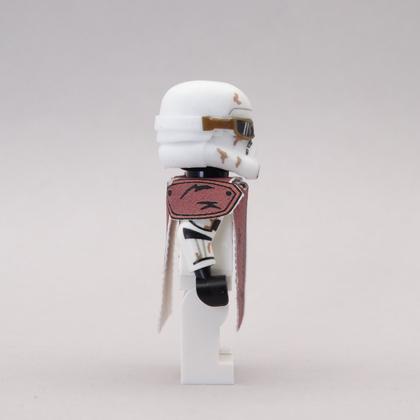 TK trooper dirt/poncho figure