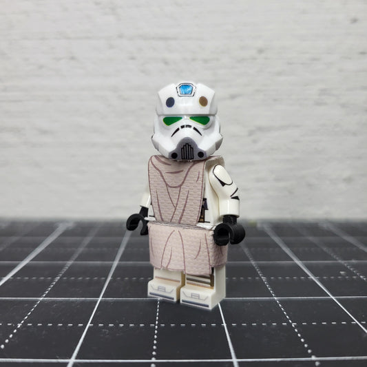 7th Commander Faie minifigure