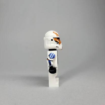 Orange-Blue Recon figure