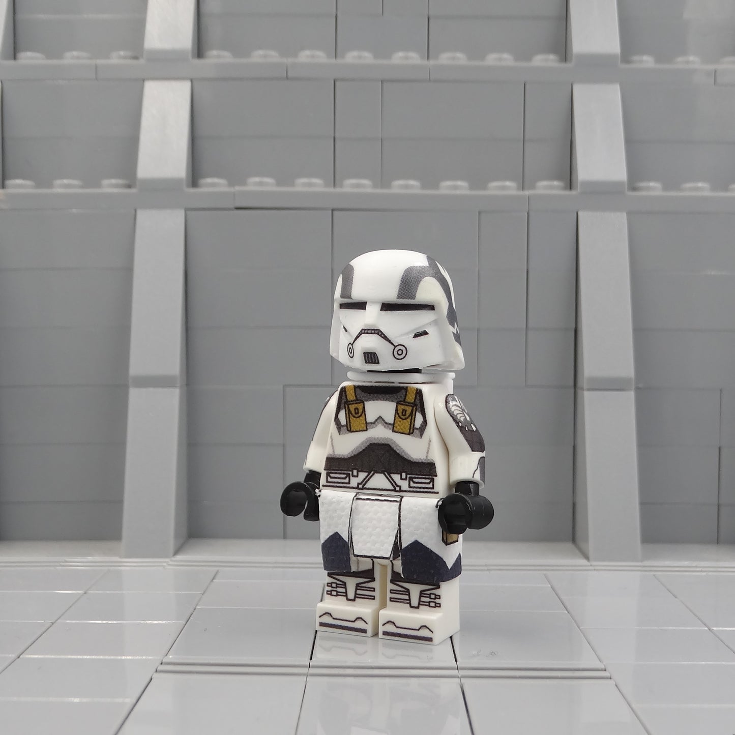 104th Desert Trooper Minifigure