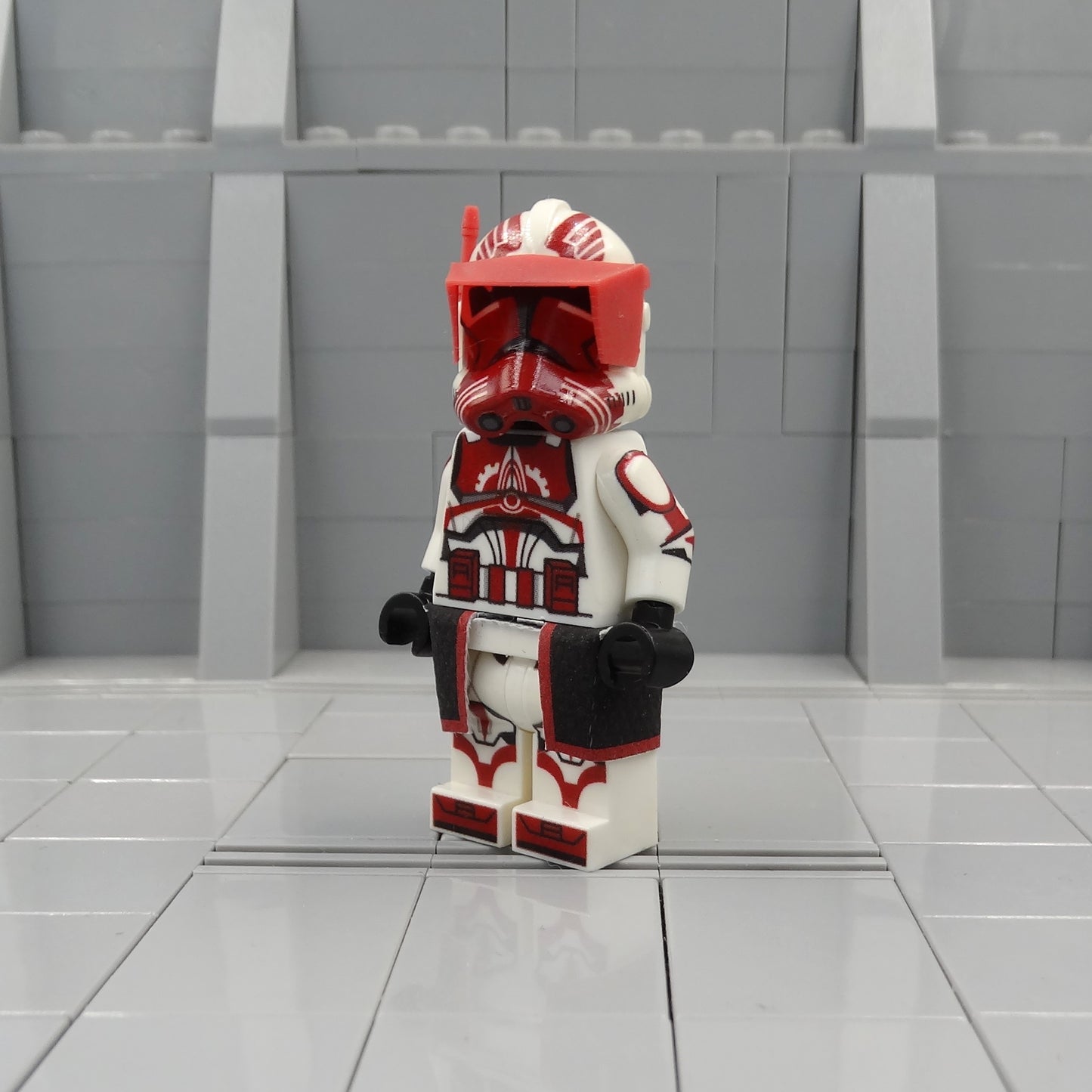 CG Prototype Commander Thorn minifigure