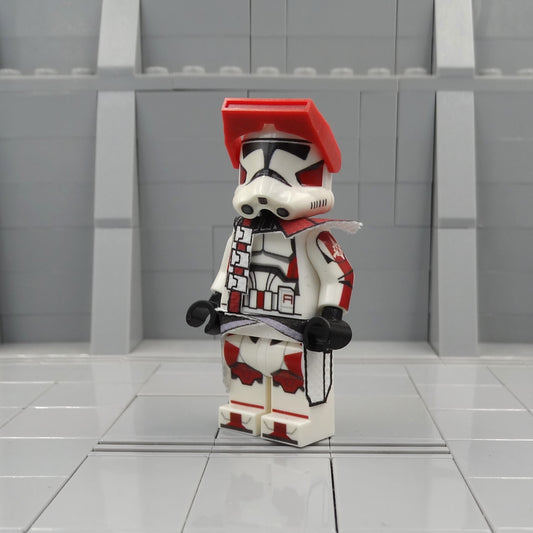 CG Prototype Commander Thire minifigure