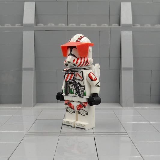 Santa's Helpers Heavy minifigure