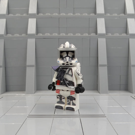 104th Gjallarhorn Heavy Minifigure