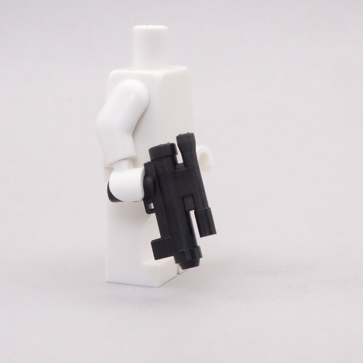 SE-14r blaster rifle