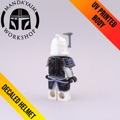 Wolf Brigade Scratcher figure