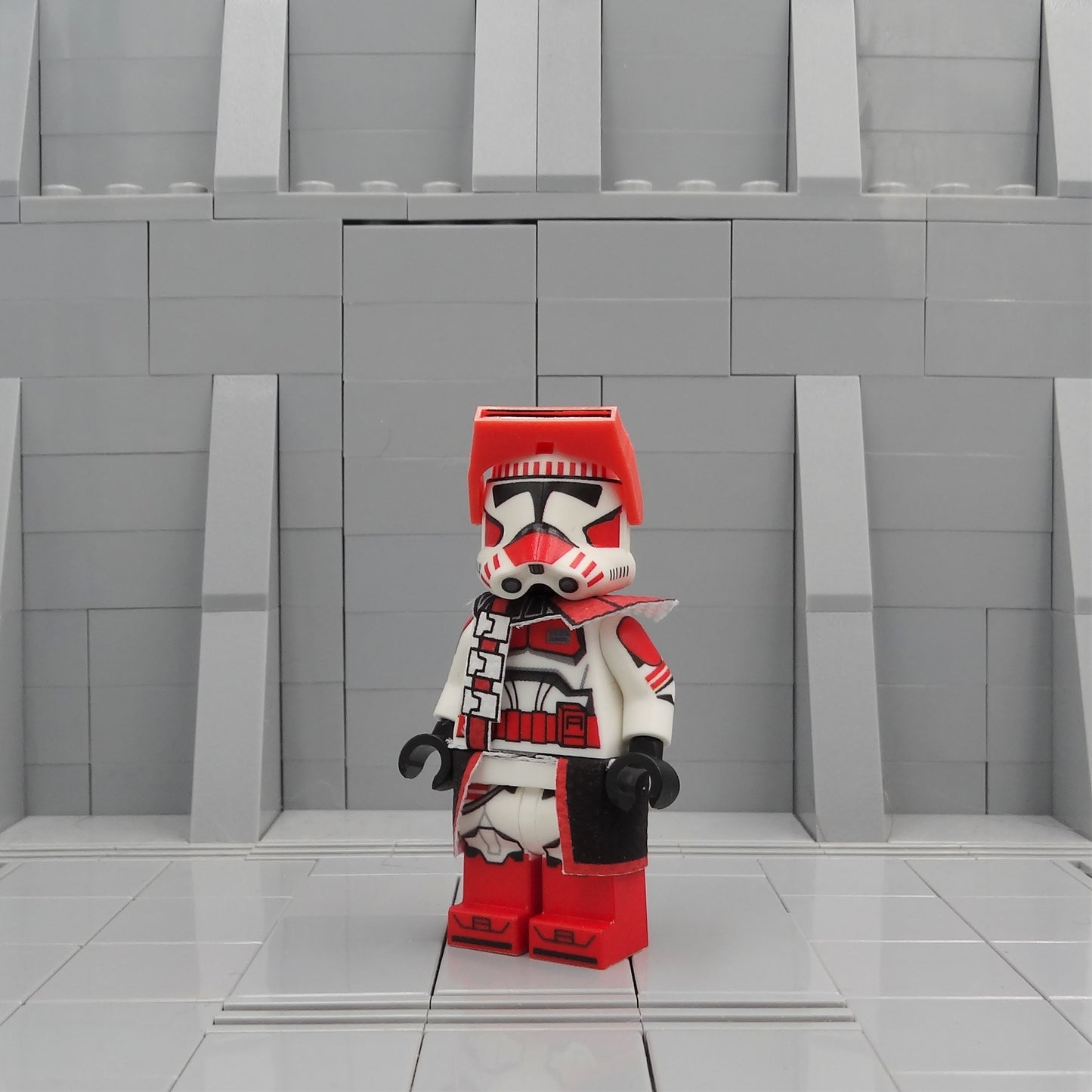 Coruscant Guard Commander Thire